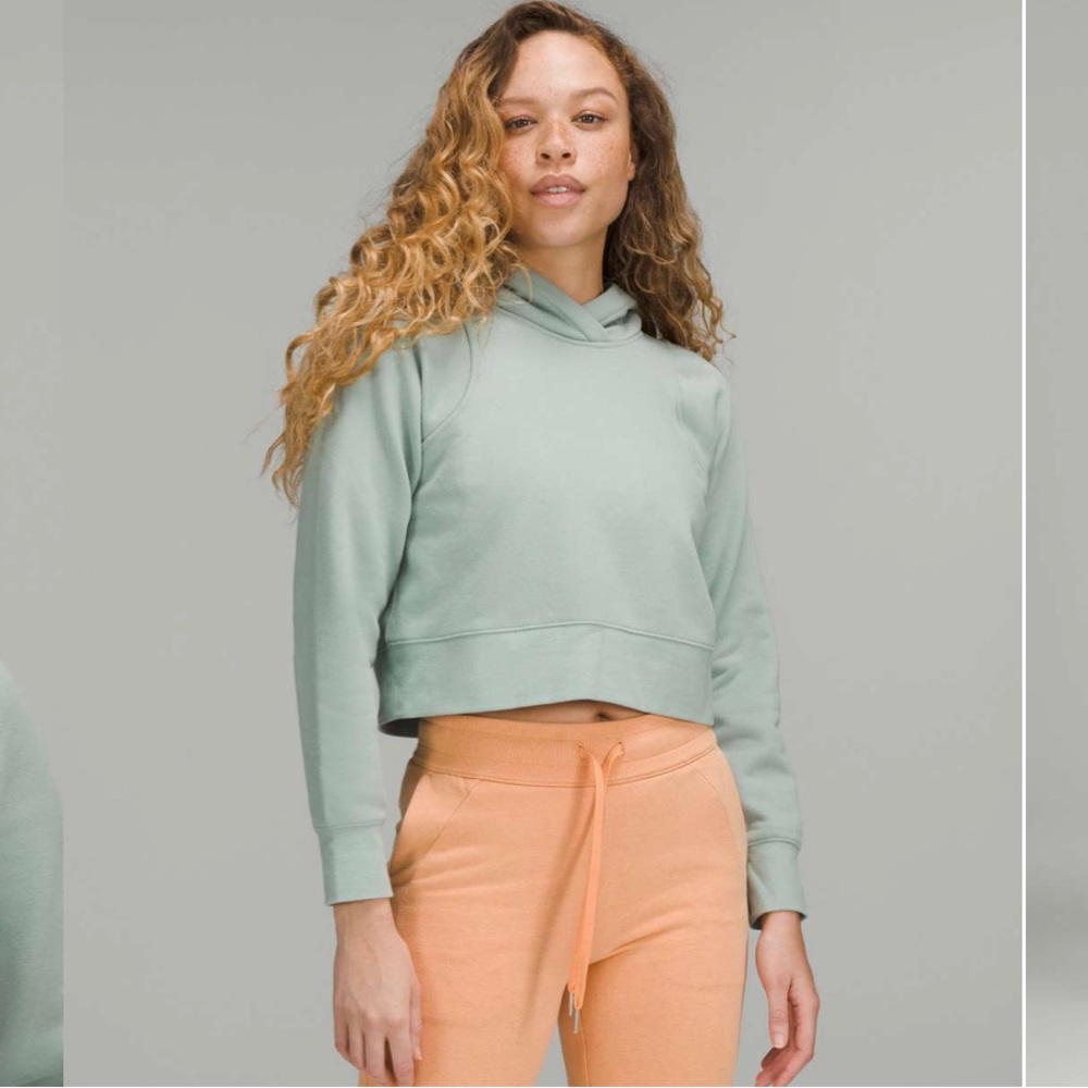 Lululemon cropped hoodie